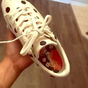 Converse Polk-a-dot sneakers